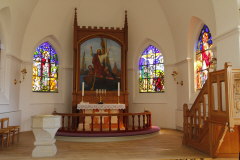 180 Innenansicht Lgstr Kirche