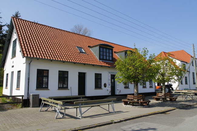 233 kleiner Laden auf Liv