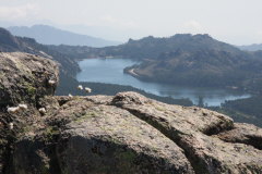 100 Blick zum Stausee beim Absteigen