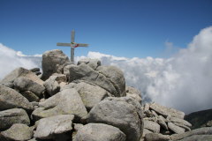 64 am Gipfel- auf 2352m