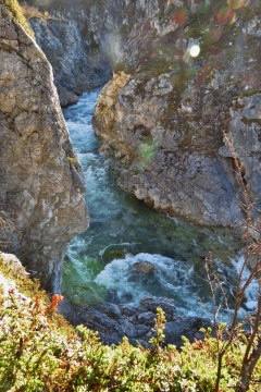 82 am Abgrund des Silfar-Canyons