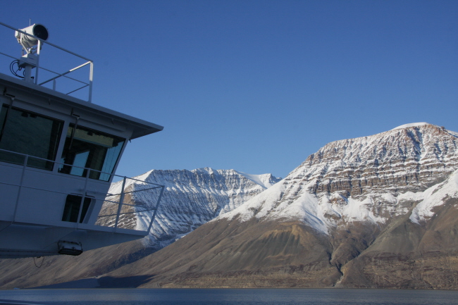 105 durch den Kaiser Franz Josef Fjord