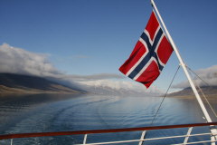 58 im Alpefjord