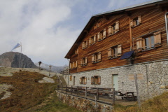 135 Ankunft bei der Marteller Htte 2610m