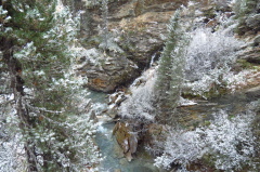 144 tiefe Schlucht