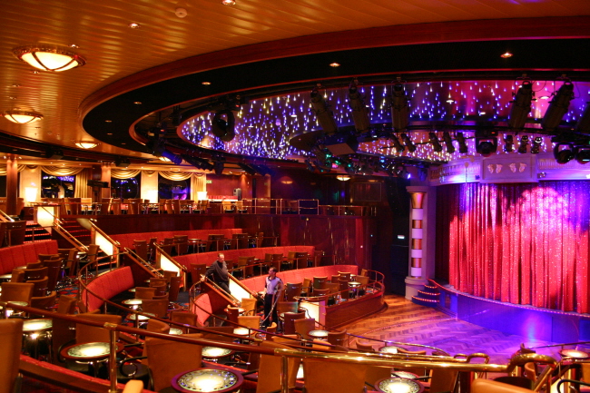 29 Magic Show Lounge
