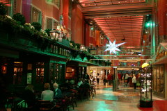 8 Magic Promenade