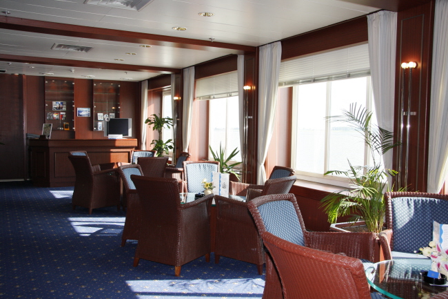 14 Galerie - Promenaden Deck Steuerbord