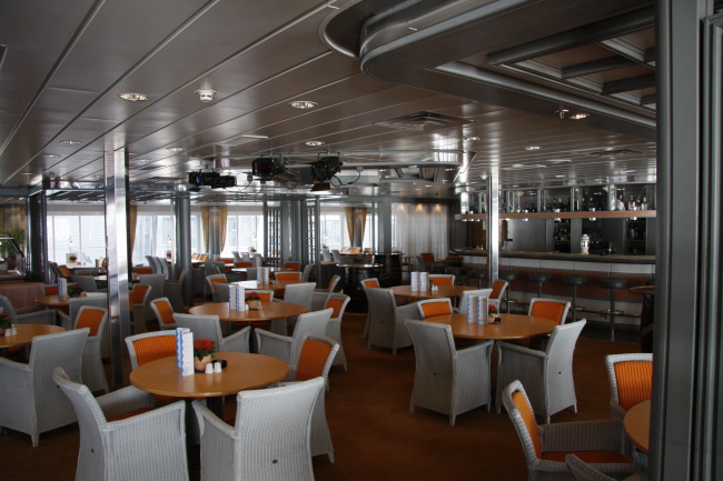 27 bersee Club - Boots Deck