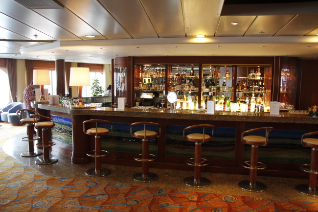 15 Harry's Bar - Deck 3