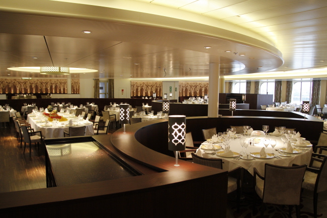 20 Artania Restaurant - Deck 3