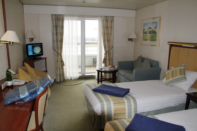 32 E Grieg Suite 7220 - Deck 7