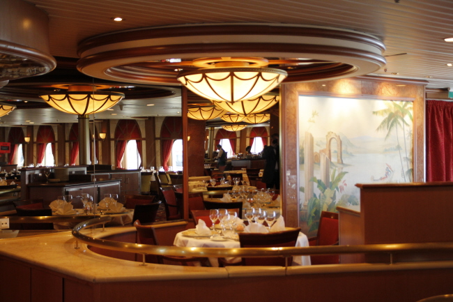 9 Restaurant Vier Jahreszeiten - Deck 2