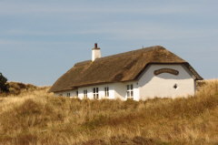 Kandestederne - reetgedecktes Haus