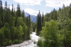 auf dem Berg Lake Trail