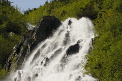 sprudelnder Wasserfall